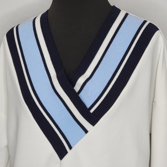 Few Moda V neck Long Sleeve Sweater - Picture 3 of 13